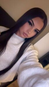 Nonton abg cantik goyangan lincah bikin linu, tante girang viral, & guru viral